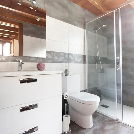 Madre Rosa I, Con La Playa A 12 Km Vv-2412-as Llanes