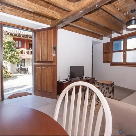 Madre Rosa I, Con La Playa A 12 Km Vv-2412-as Llanes