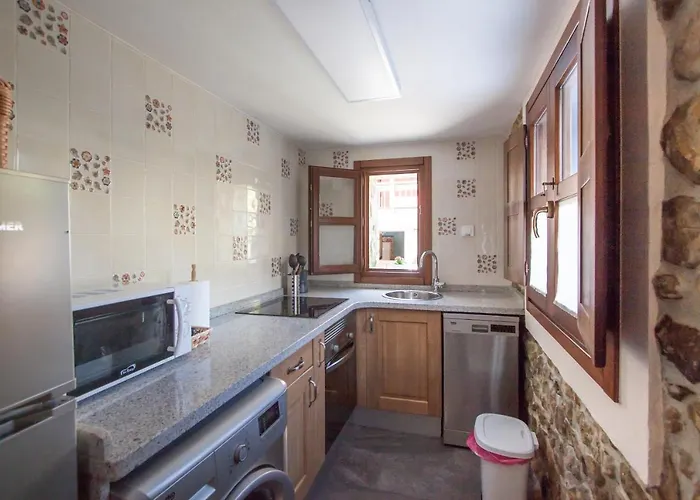 Madre Rosa I, Con La Playa A 12 Km Vv-2412-as * Llanes